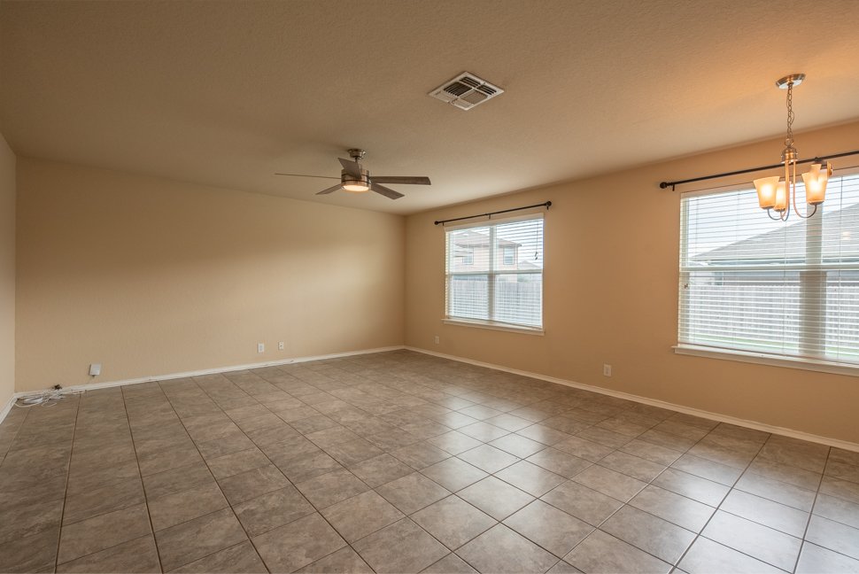 6114 Hackberry Pond San Antonio, TX 78244, USA property image