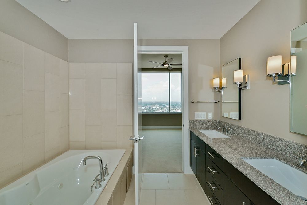 610 E Market St #3118, San Antonio, TX, 78205-2600 property image