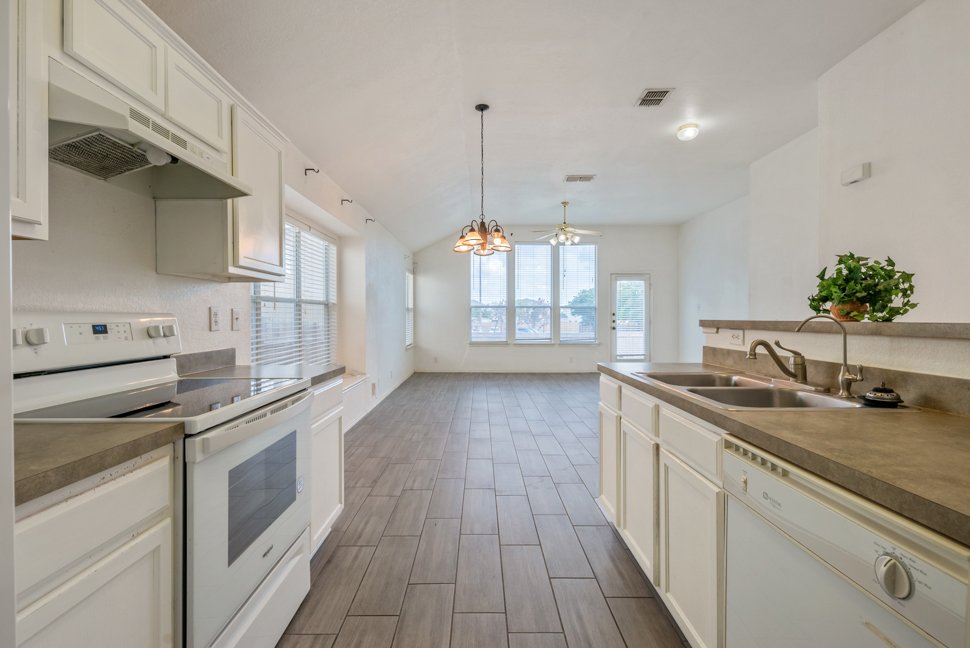 8614 Harvest Moon, San Antonio, TX 78245 property image