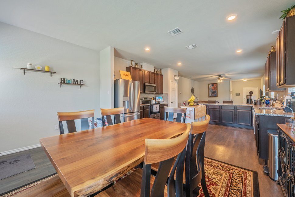 7827 Champion Crk, San Antonio, TX 78252 property image