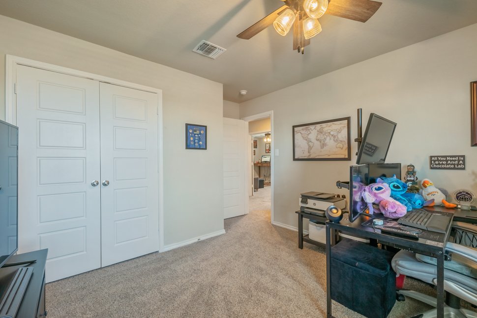 7827 Champion Crk, San Antonio, TX 78252 property image