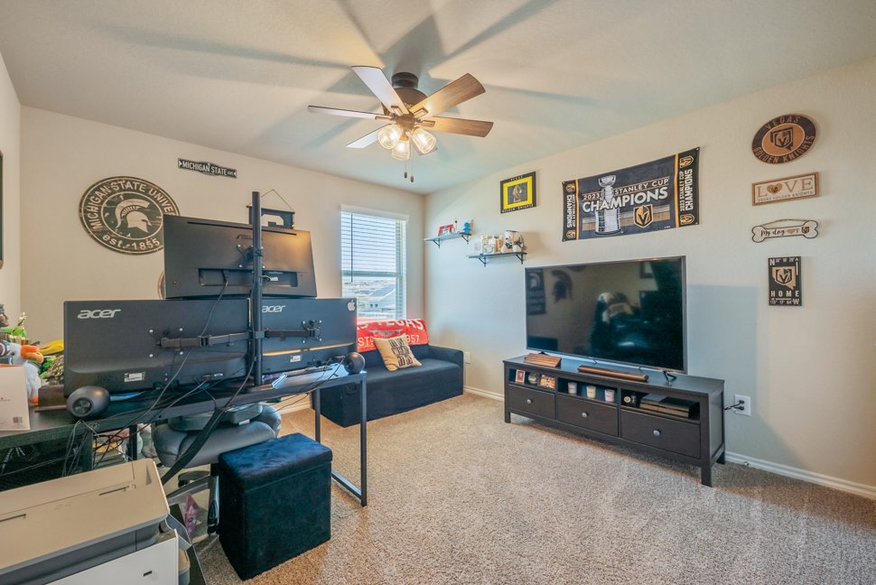 7827 Champion Crk, San Antonio, TX 78252 property image