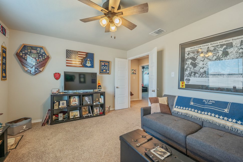 7827 Champion Crk, San Antonio, TX 78252 property image