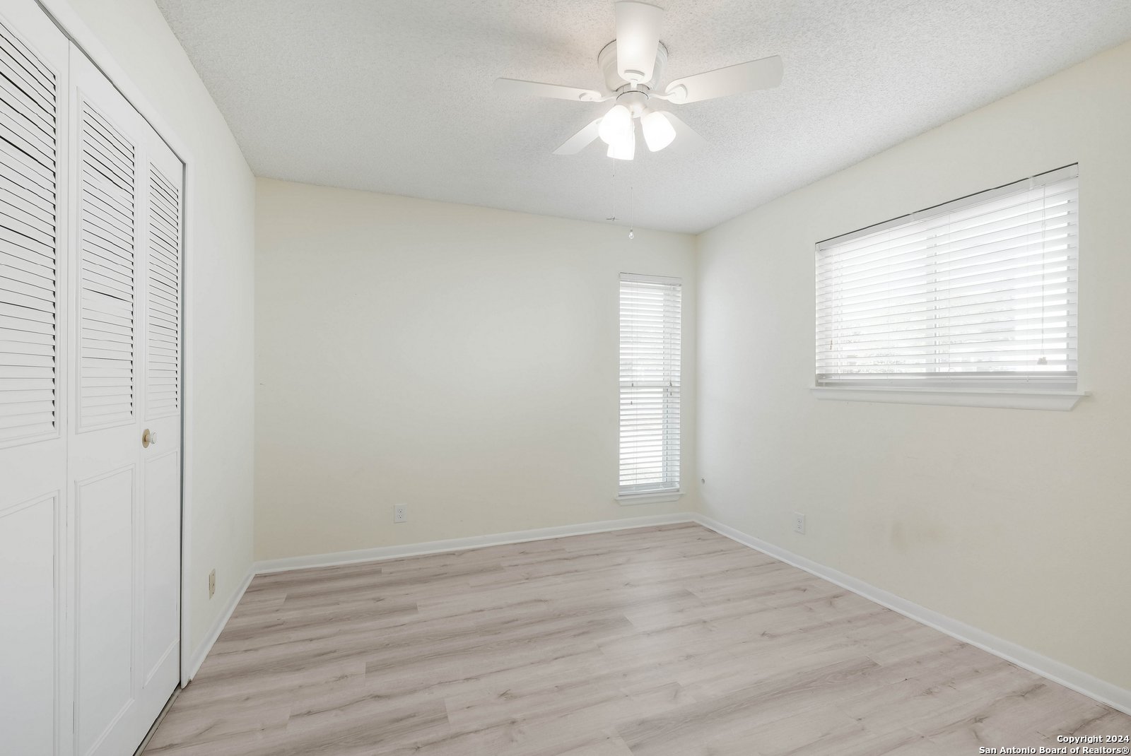 4214 Eagle Nest San Antonio, TX 78233 property image
