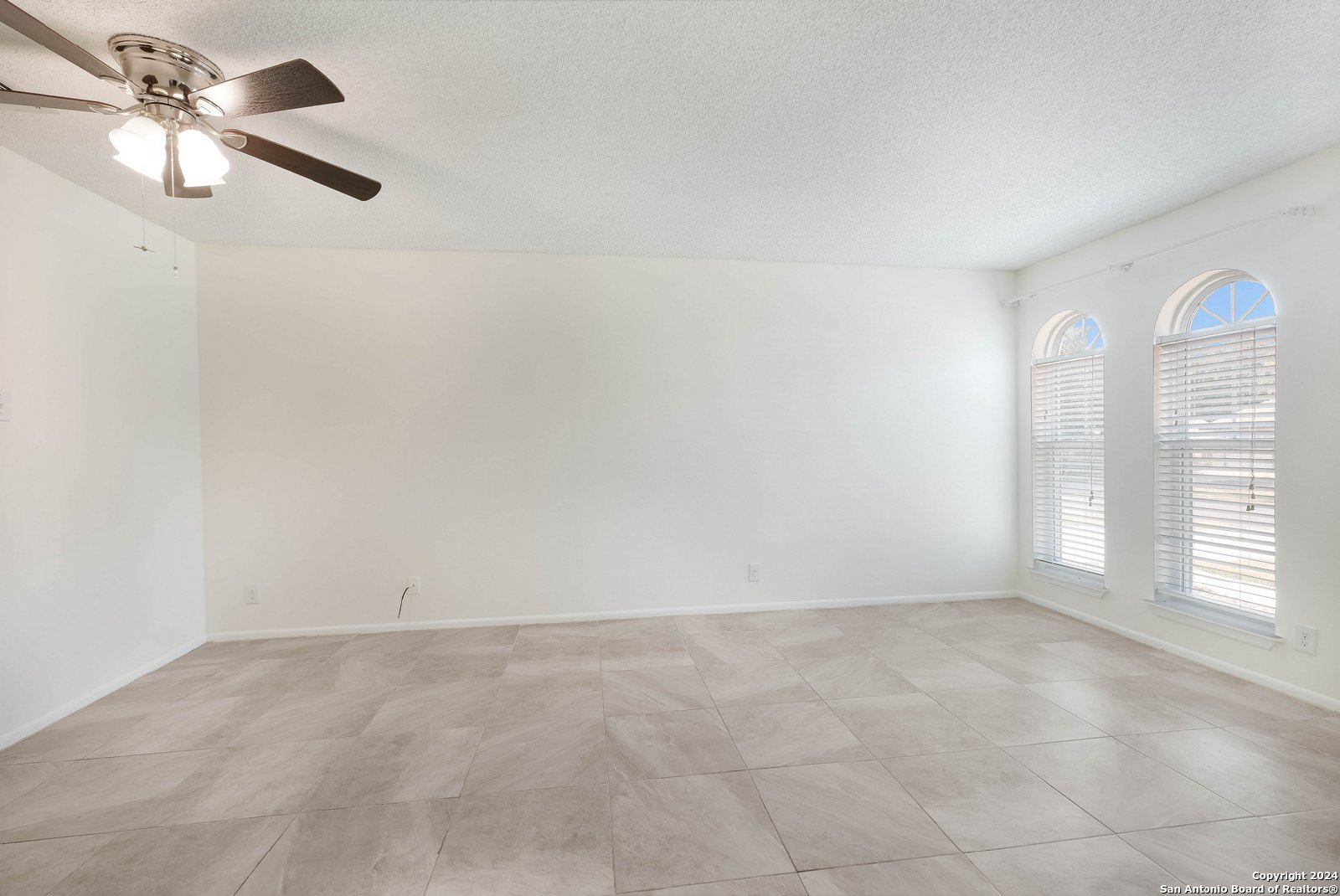 4214 Eagle Nest San Antonio, TX 78233 property image