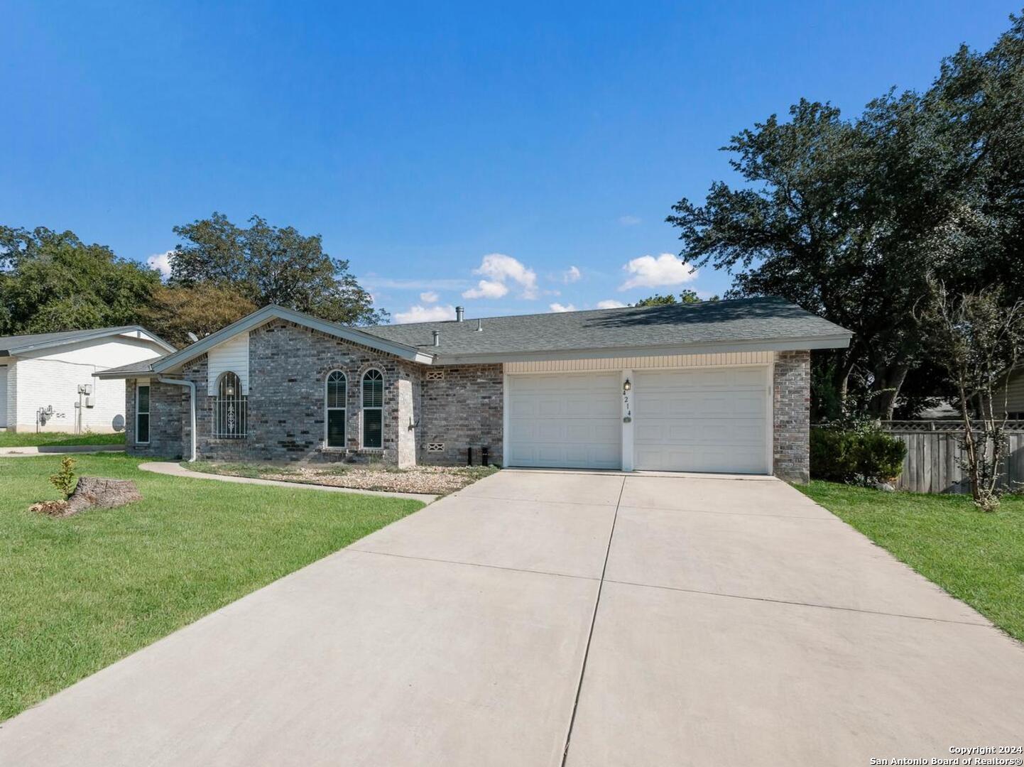 4214 Eagle Nest San Antonio, TX 78233 property image