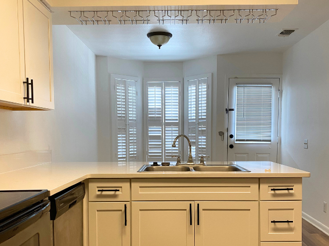 8415 Fredericksburg Rd #704, San Antonio TX 78229 property image