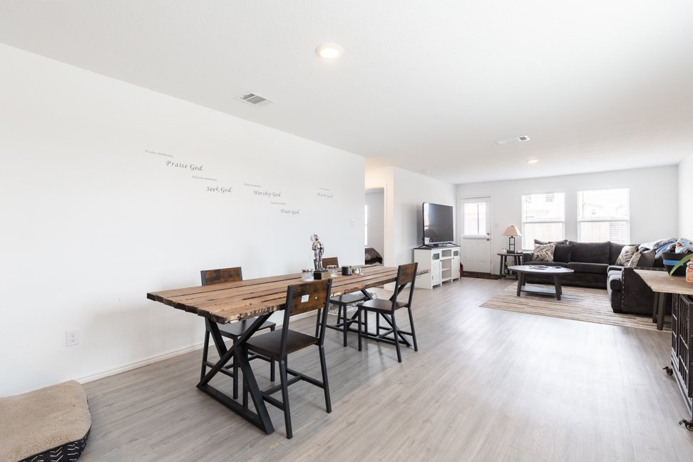 2802 Elion Dr, Converse, TX 78109 property image