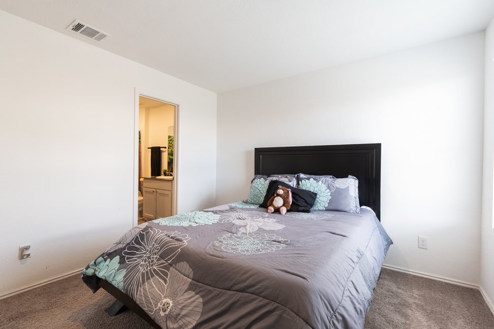 2802 Elion Dr, Converse, TX 78109 property image