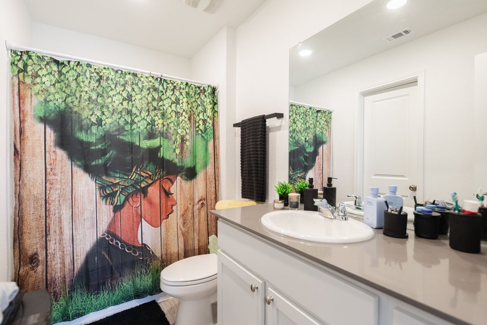 2802 Elion Dr, Converse, TX 78109 property image