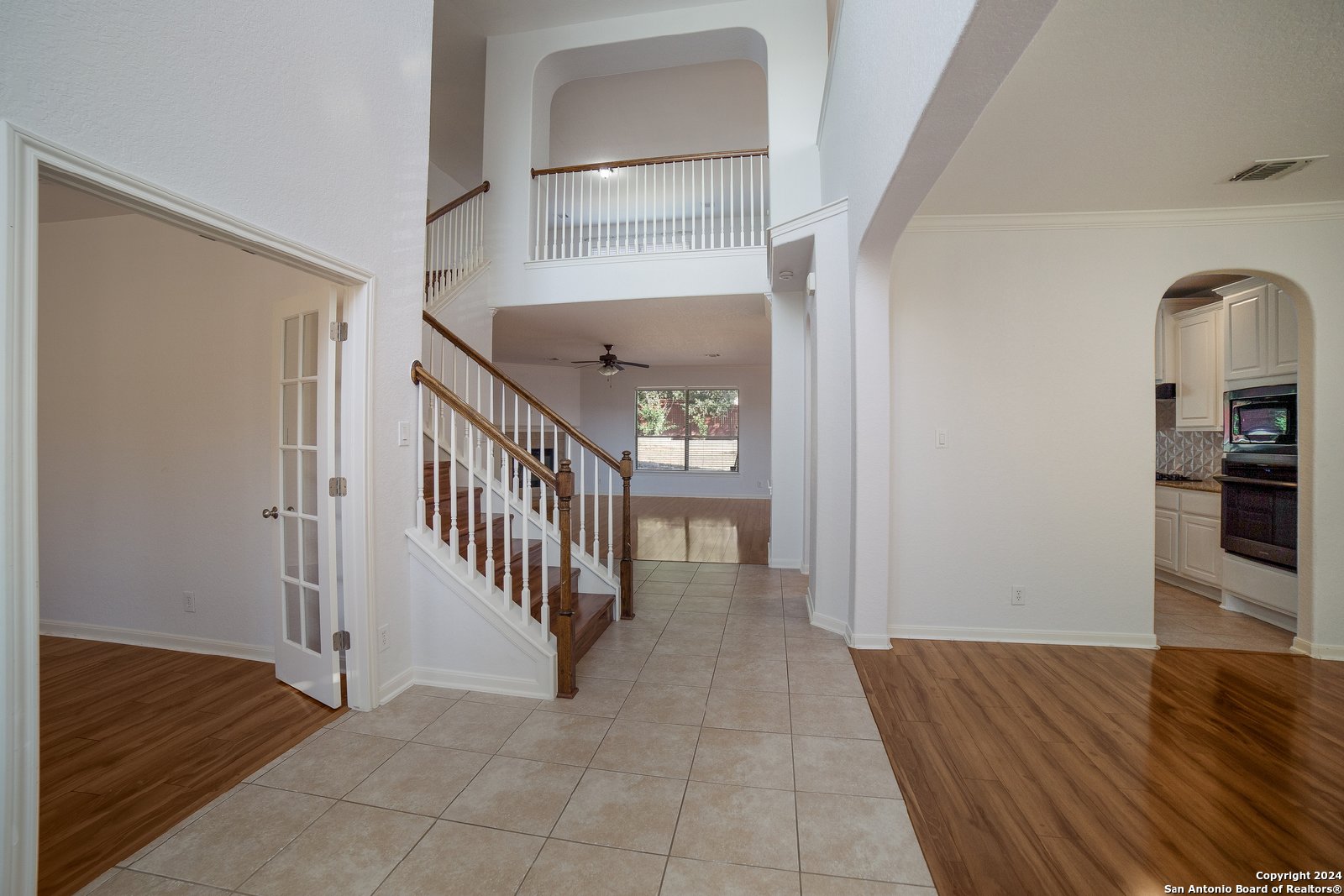 827 Tiger Lily, San Antonio, TX 78260 property image