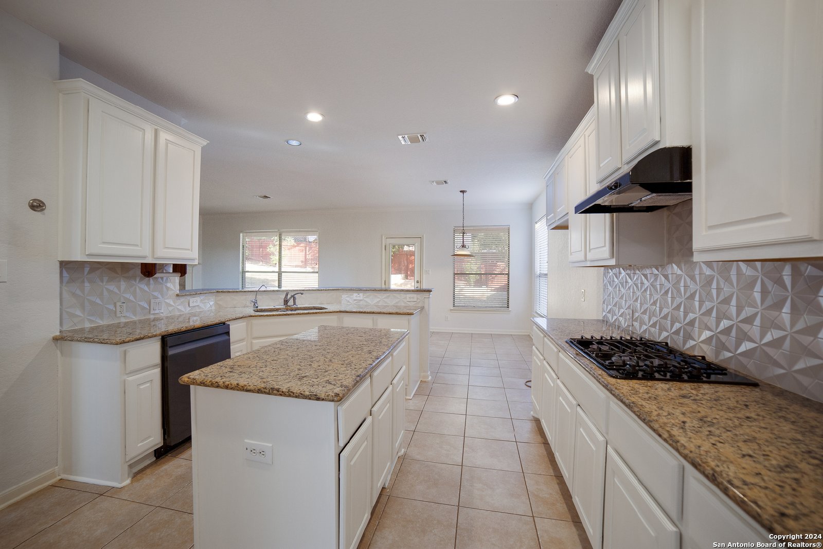 827 Tiger Lily, San Antonio, TX 78260 property image