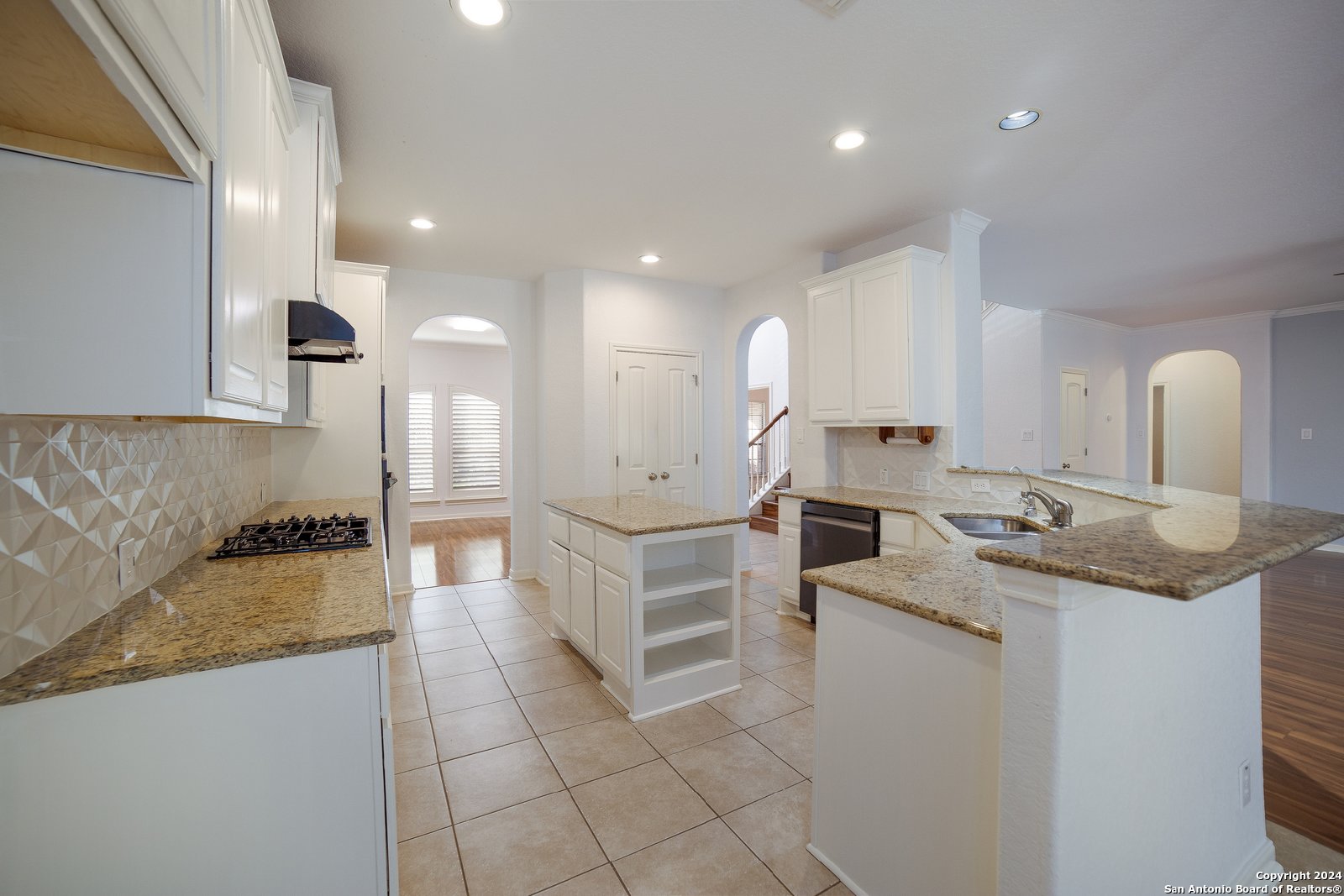 827 Tiger Lily, San Antonio, TX 78260 property image