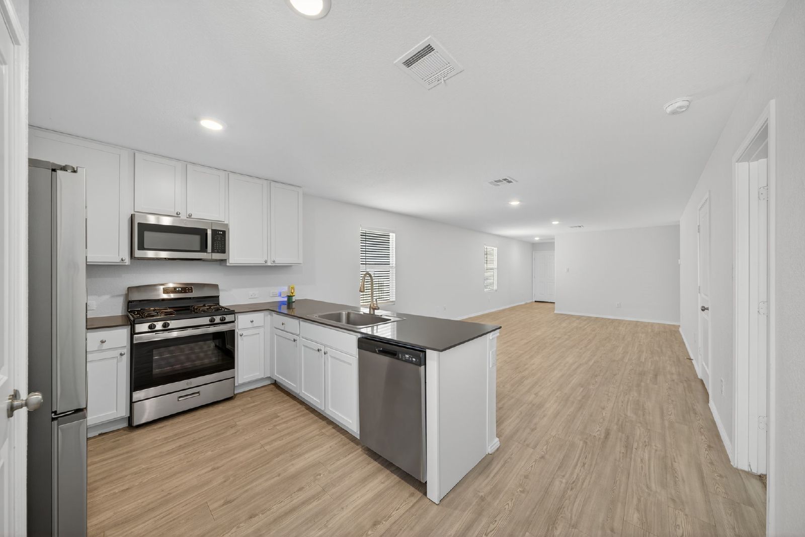 5331 Hornbeck Hts, Converse, TX 78109 property image