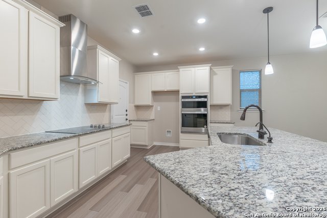 8026 San Mirienda, Boerne TX 78015 property image