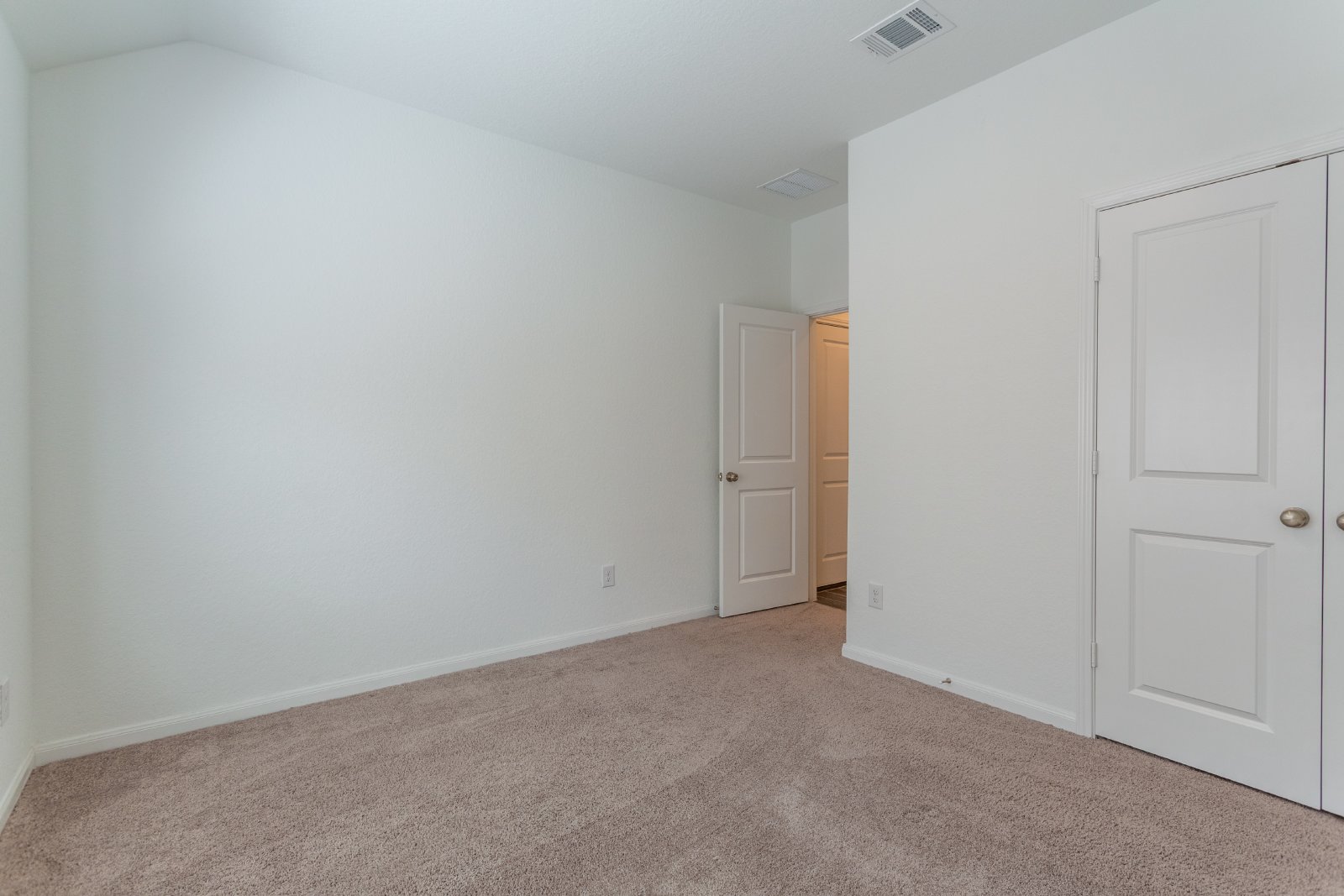 6014 Cerulean Ln, Bulverde, TX 78163 property image