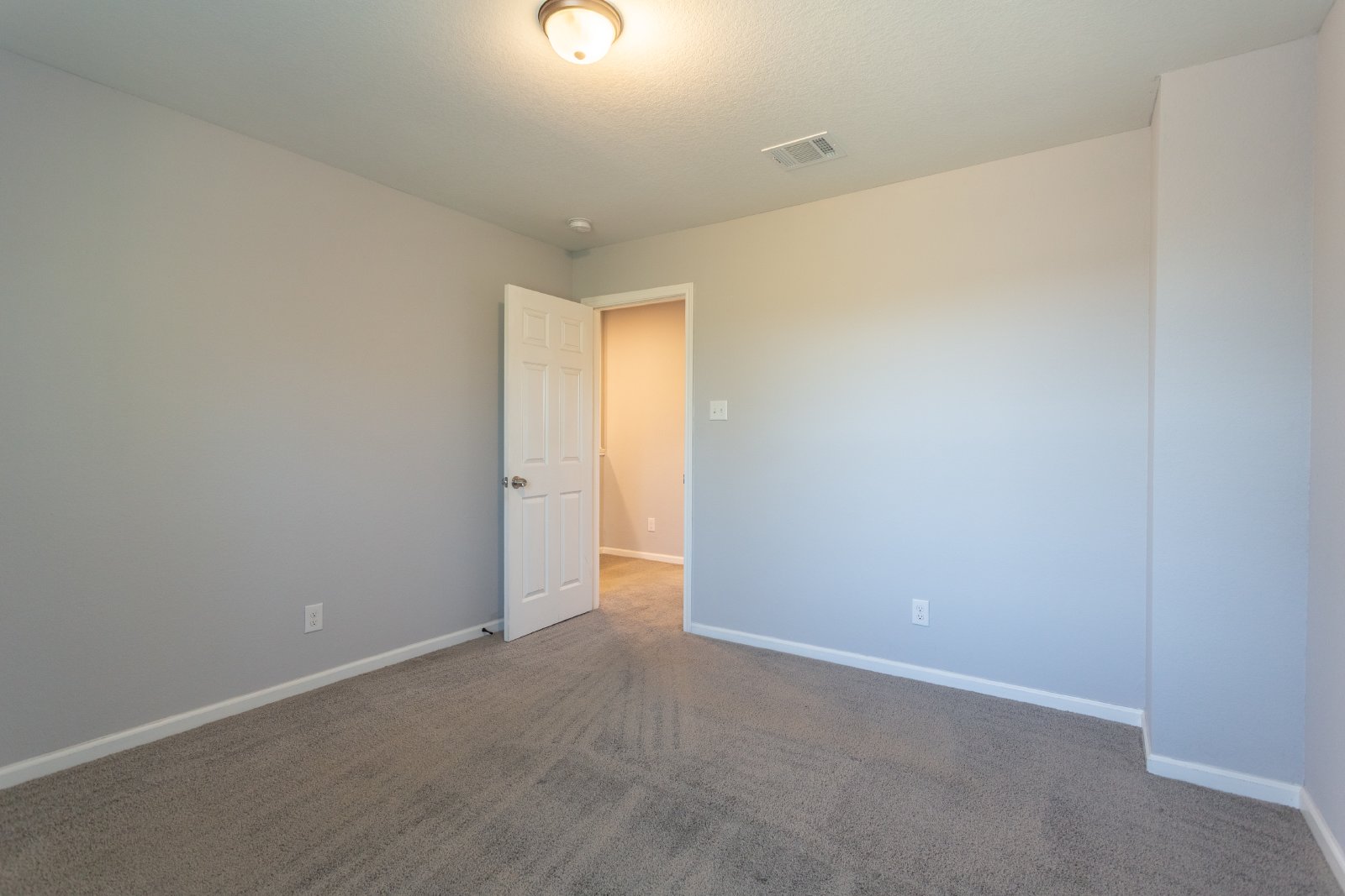 315 Bundy St Unit 2, San Antonio, TX 78220 property image