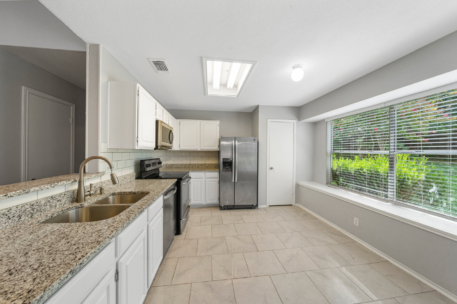 6110 Broadmeadow San Antonio, TX 78240 property image