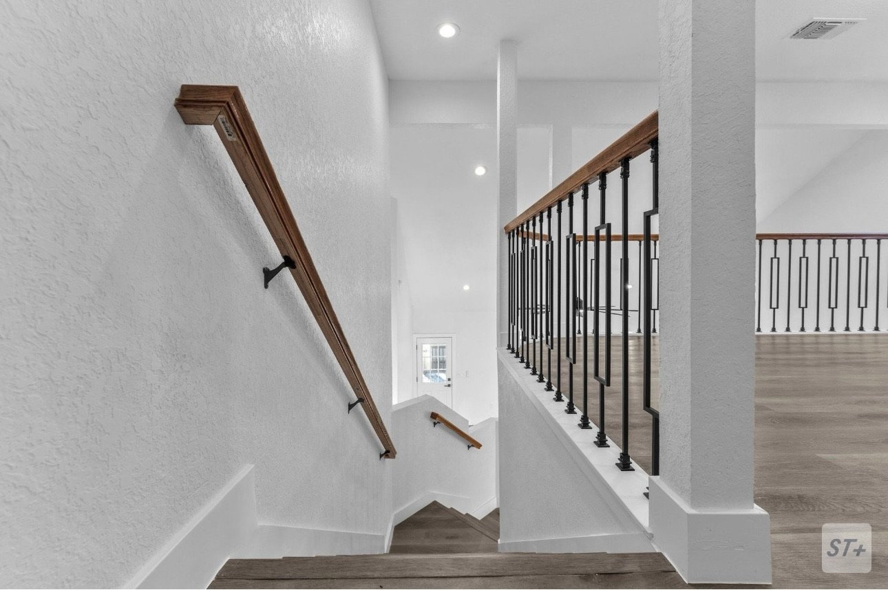 671 Lynx Mtn San Antonio, TX 78251 property image