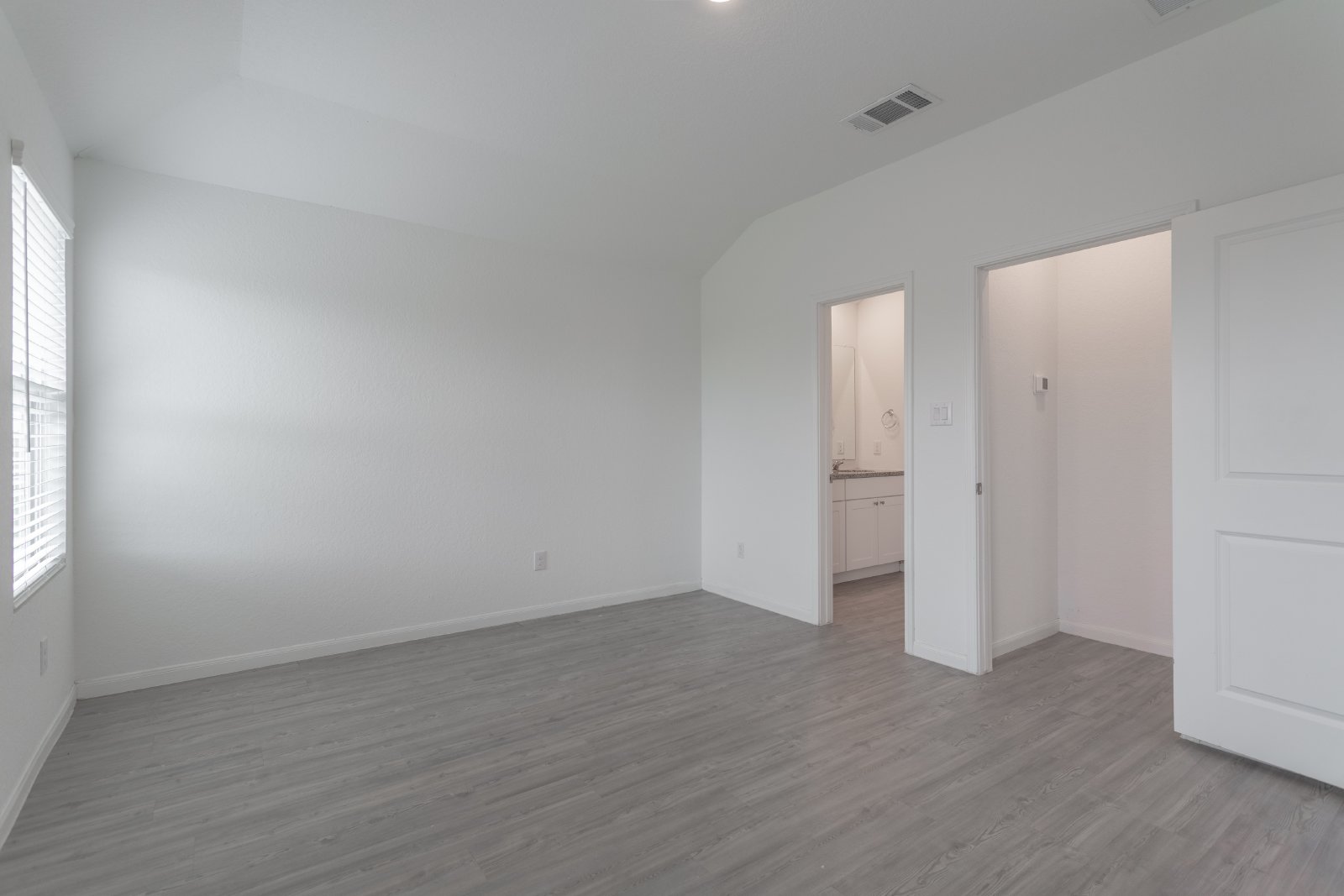 5822 Seaside Manor Converse, TX 78109 property image