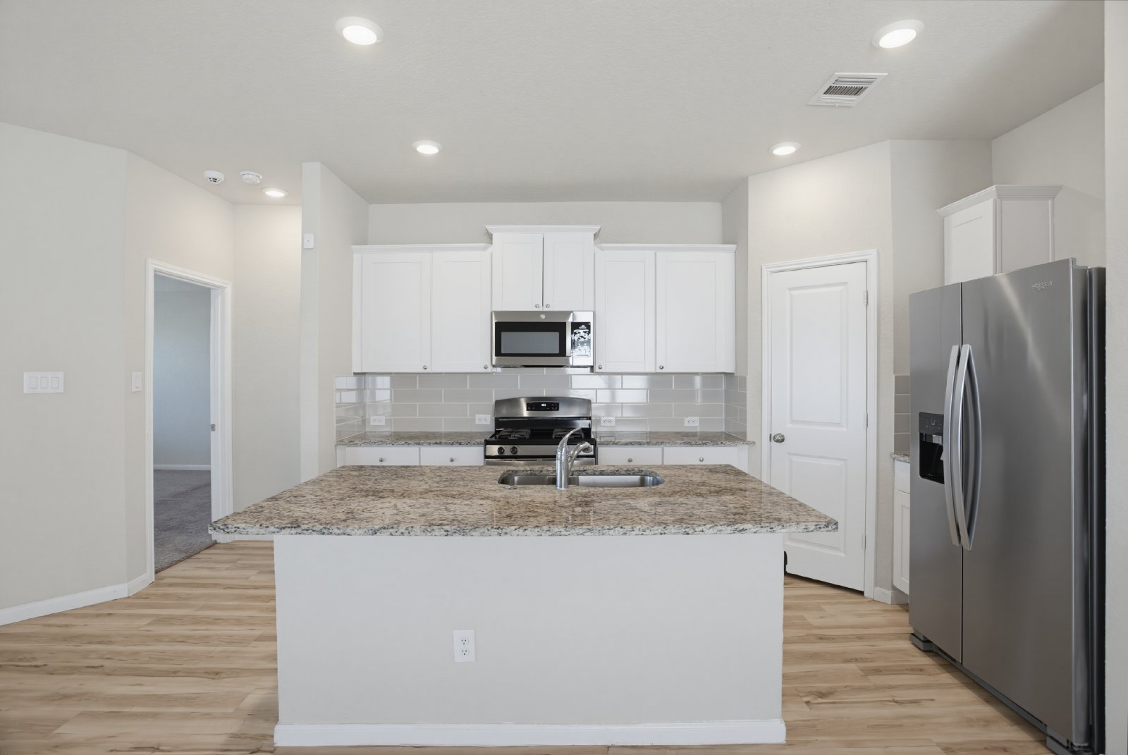 13138 Rosemary Cv, Saint Hedwig, TX 78152 property image