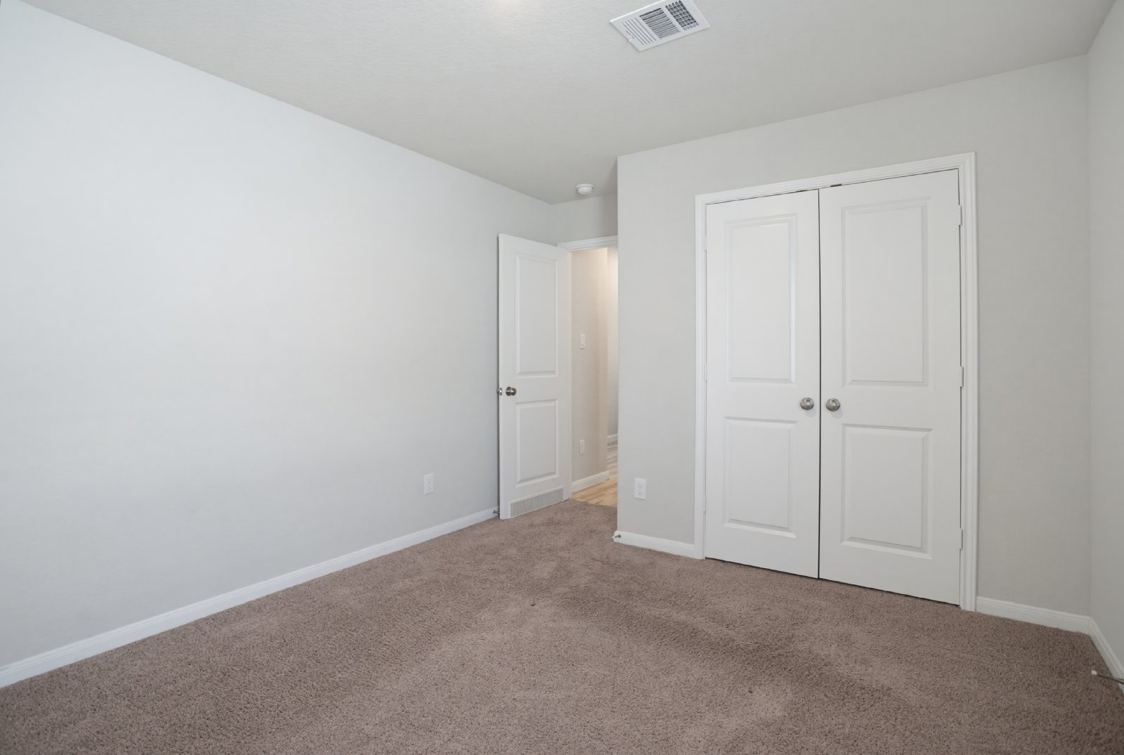 13138 Rosemary Cv, Saint Hedwig, TX 78152 property image