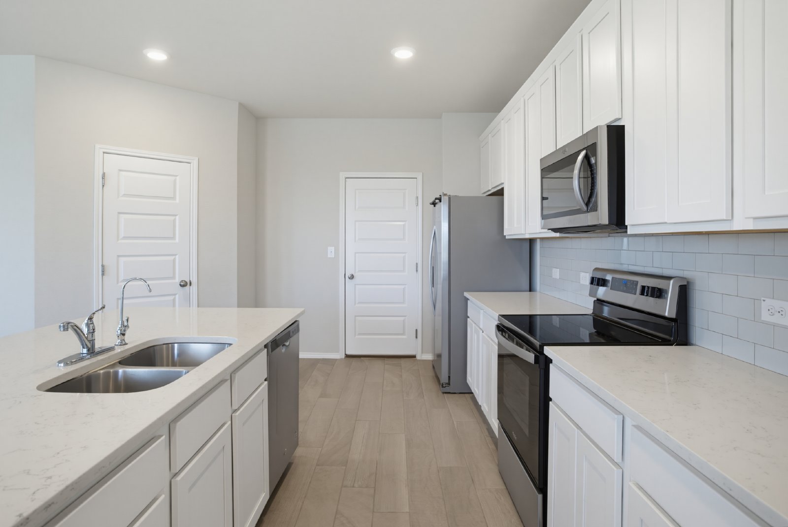 10803 Airman Dr, Converse, TX 78109 property image