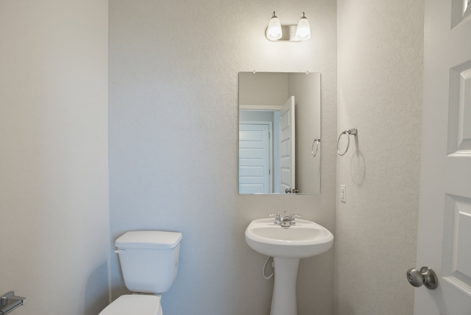 10803 Airman Dr, Converse, TX 78109 property image