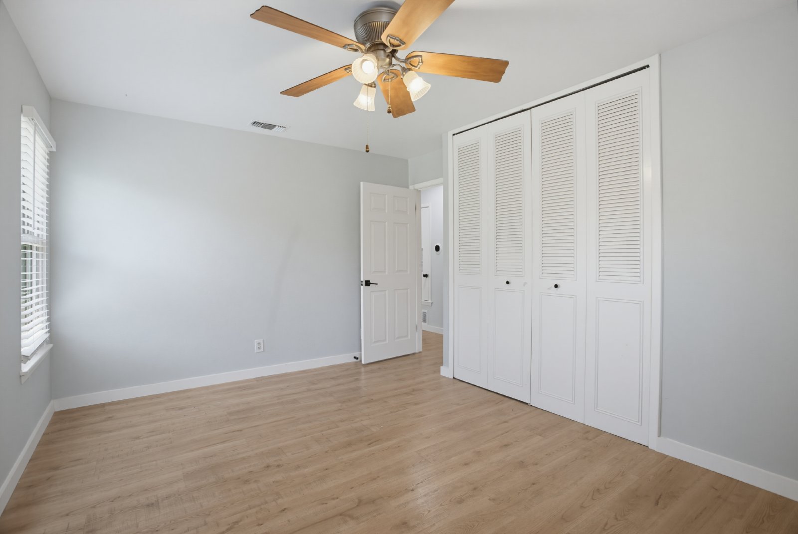 8315 Castle Creek Dr San Antonio, TX 78218 property image