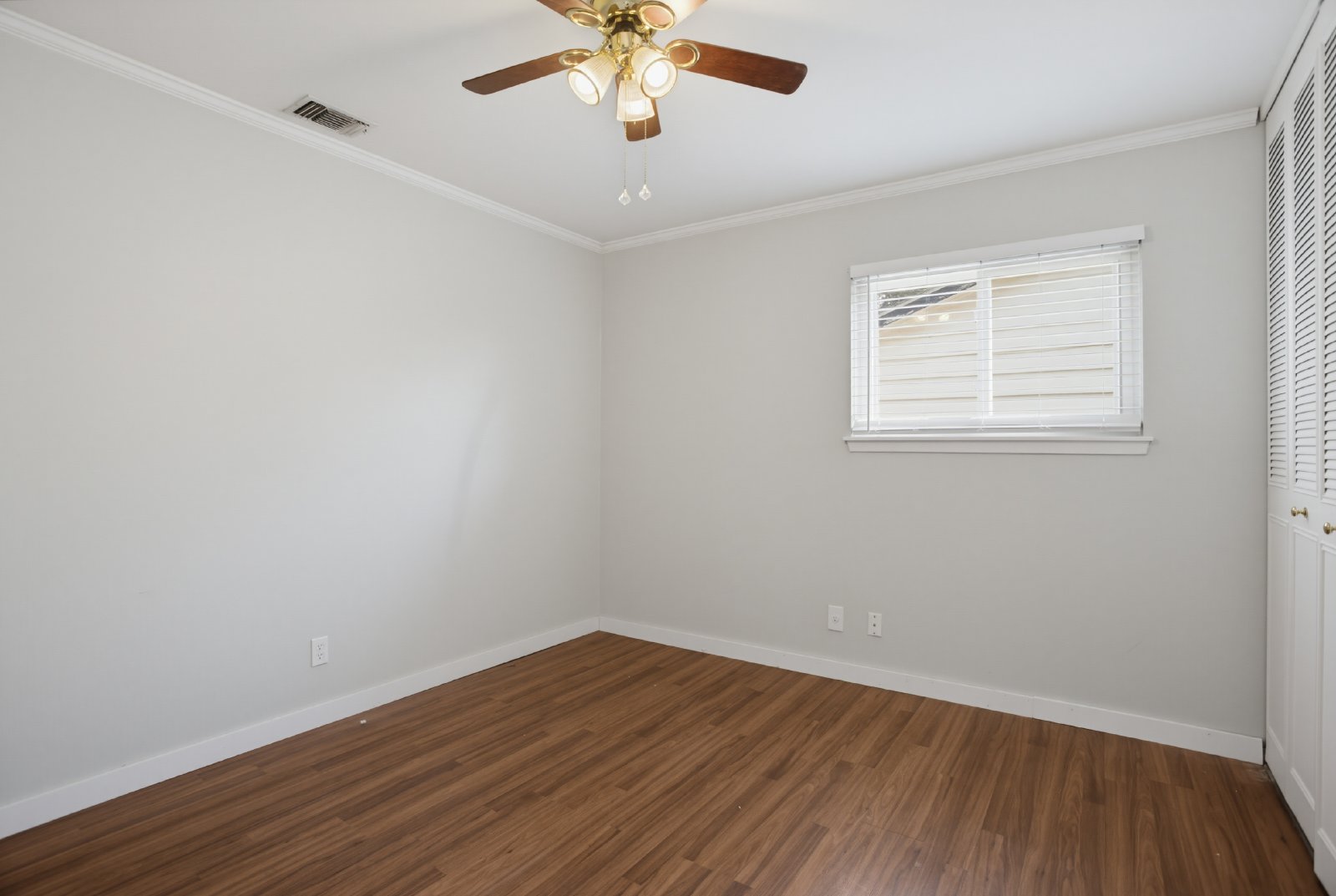 8315 Castle Creek Dr San Antonio, TX 78218 property image