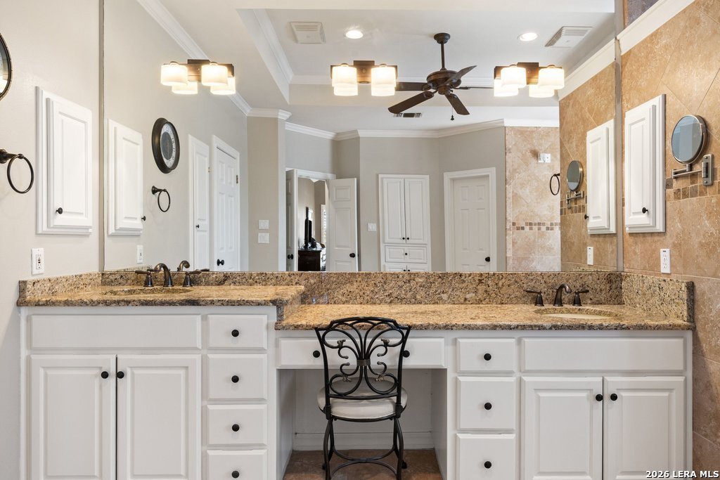 50 Champions Run, San Antonio TX 78258 property image