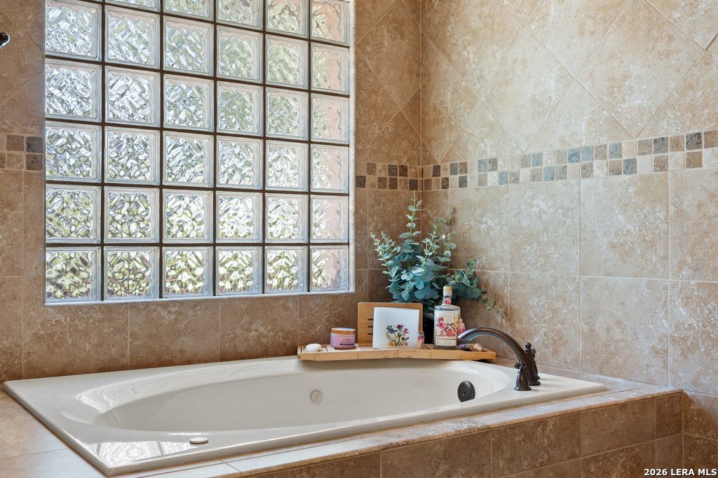 50 Champions Run, San Antonio TX 78258 property image