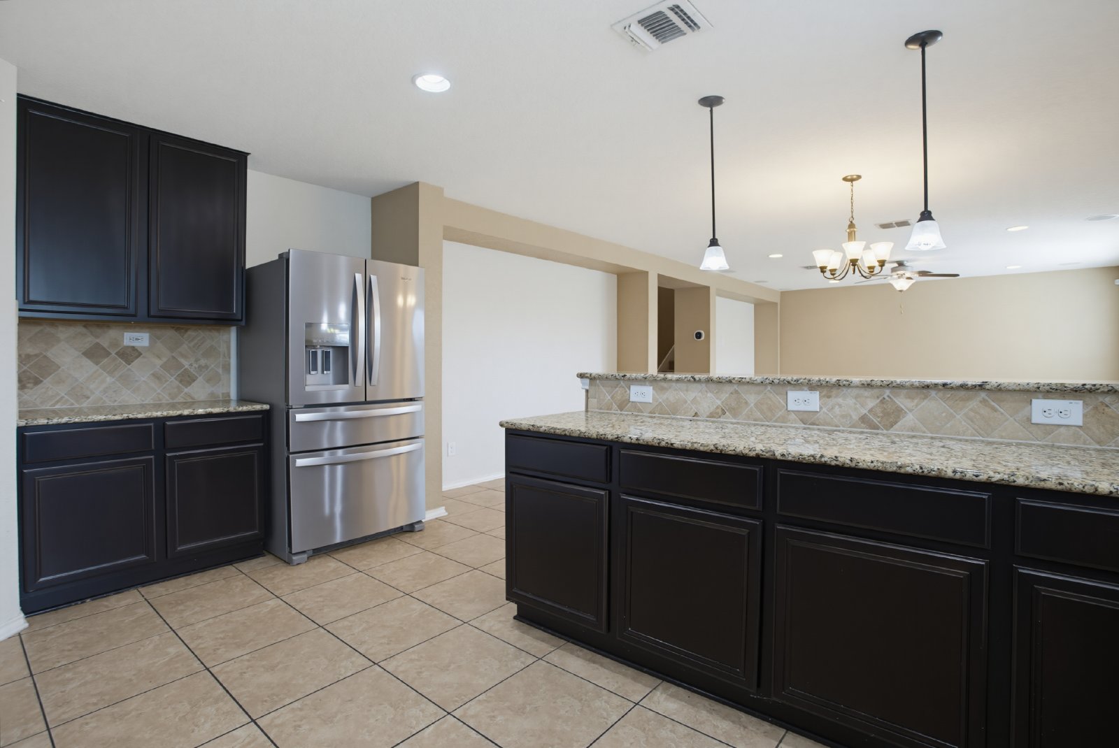 9115 Summit Lk, San Antonio, TX 78245 property image