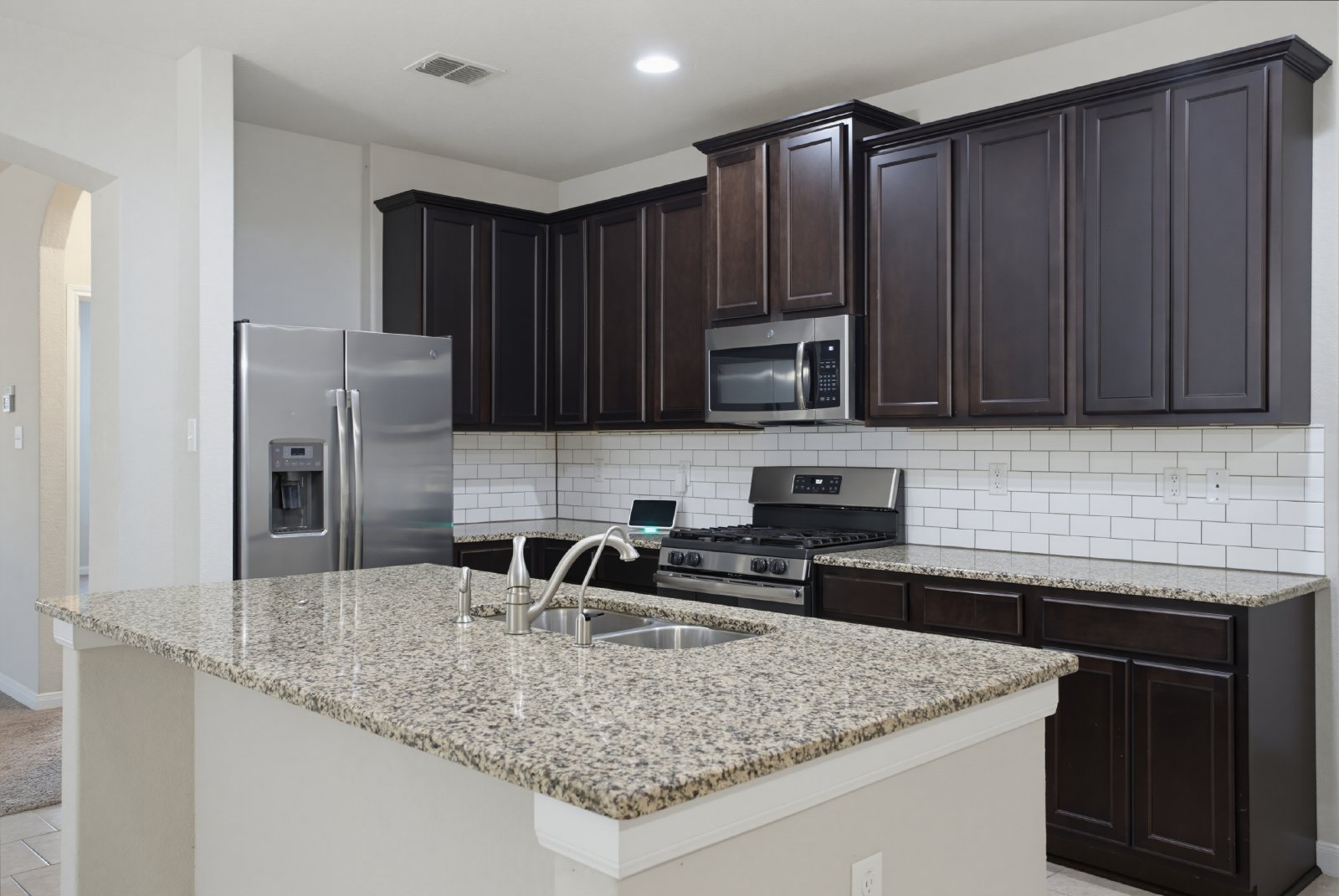 15136 Pandion Dr, San Antonio, TX 78245 property image