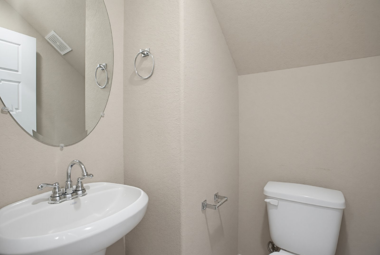 2013 Silver Oaks F, San Antonio, TX 78213 property image
