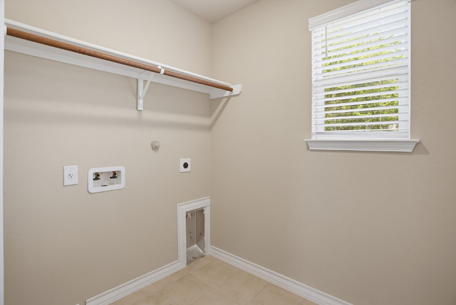 2013 Silver Oaks F, San Antonio, TX 78213 property image