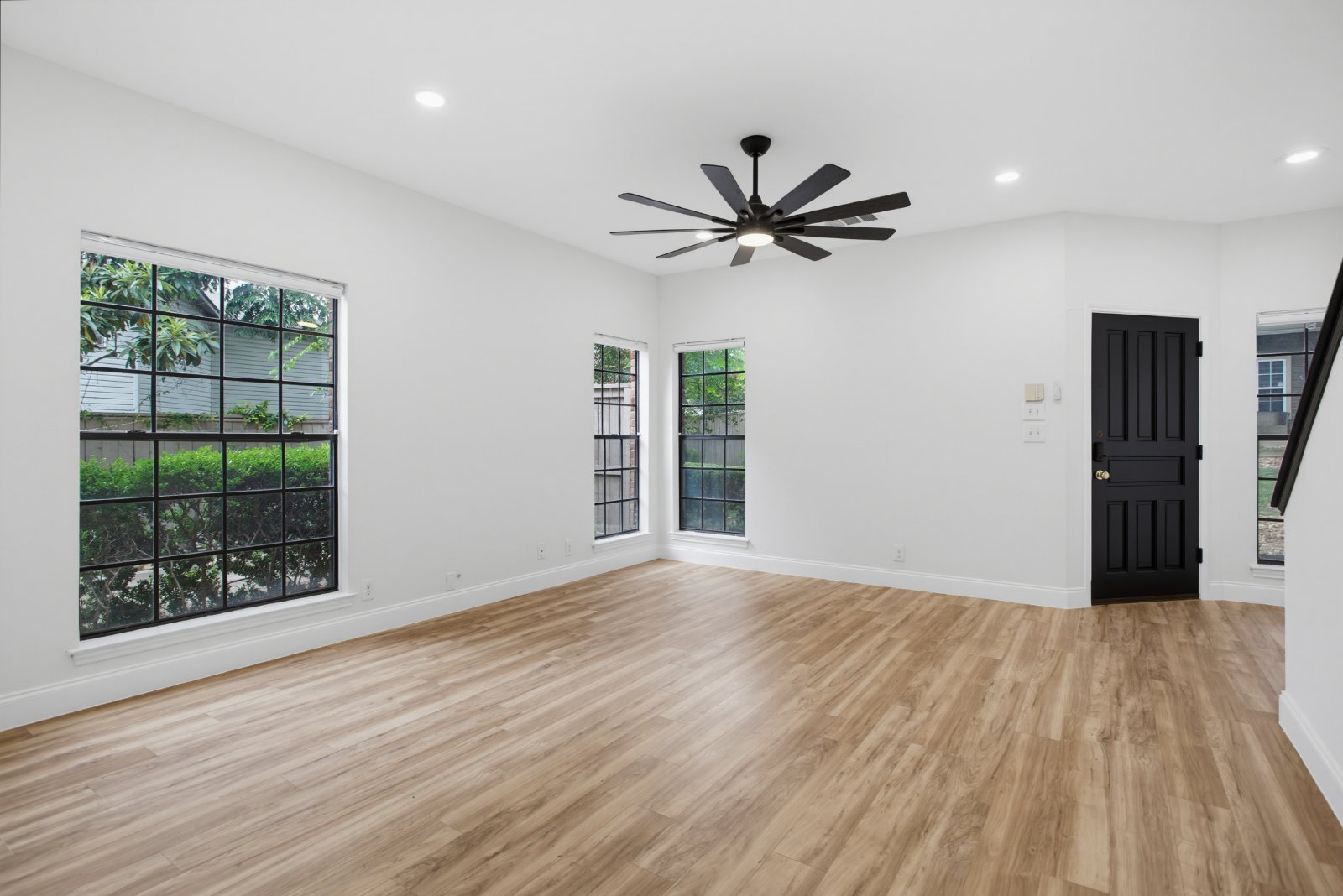 69 Chapel Hill Cir, San Antonio, TX 78240 property image