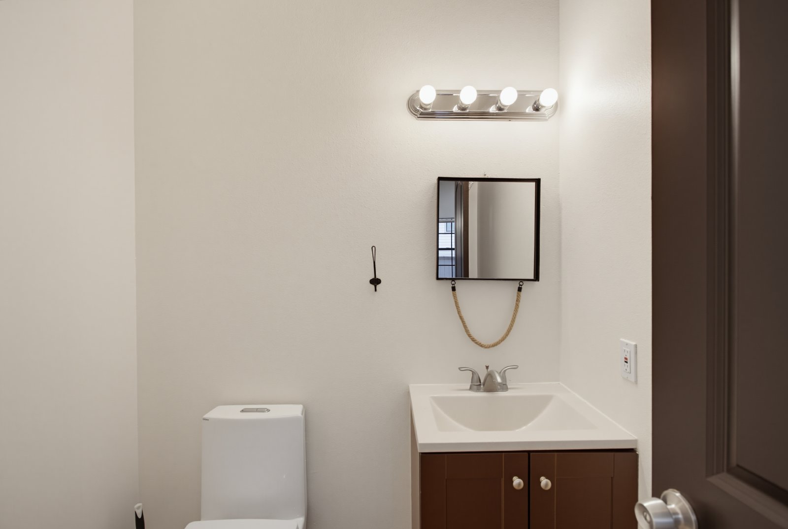 69 Chapel Hill Cir, San Antonio, TX 78240 property image