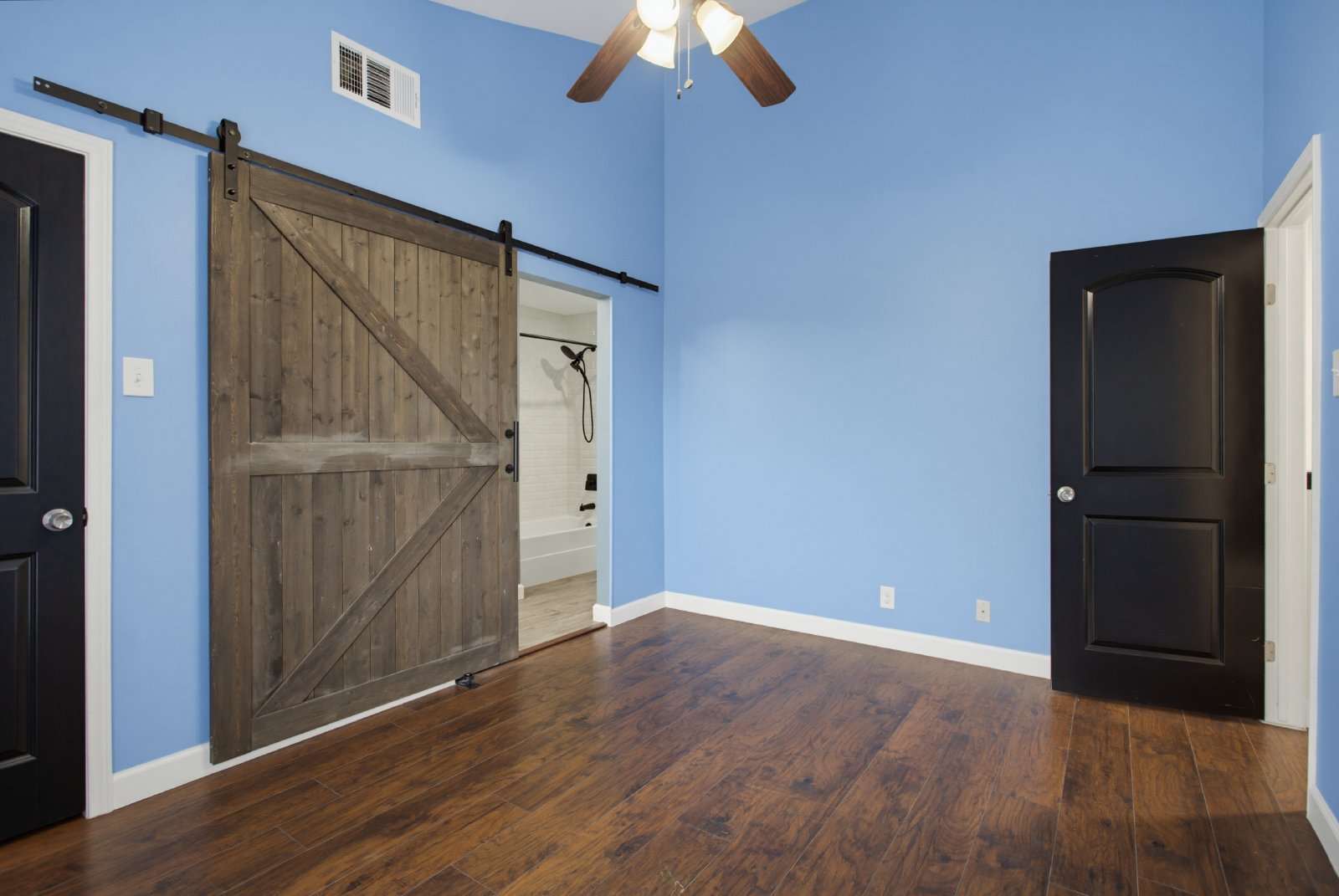 69 Chapel Hill Cir, San Antonio, TX 78240 property image