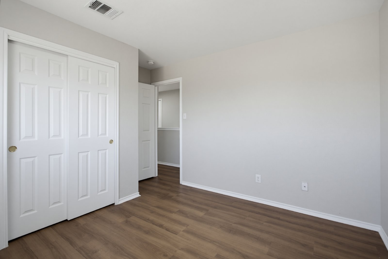 1503 Golden Wing, San Antonio TX 78260 property image