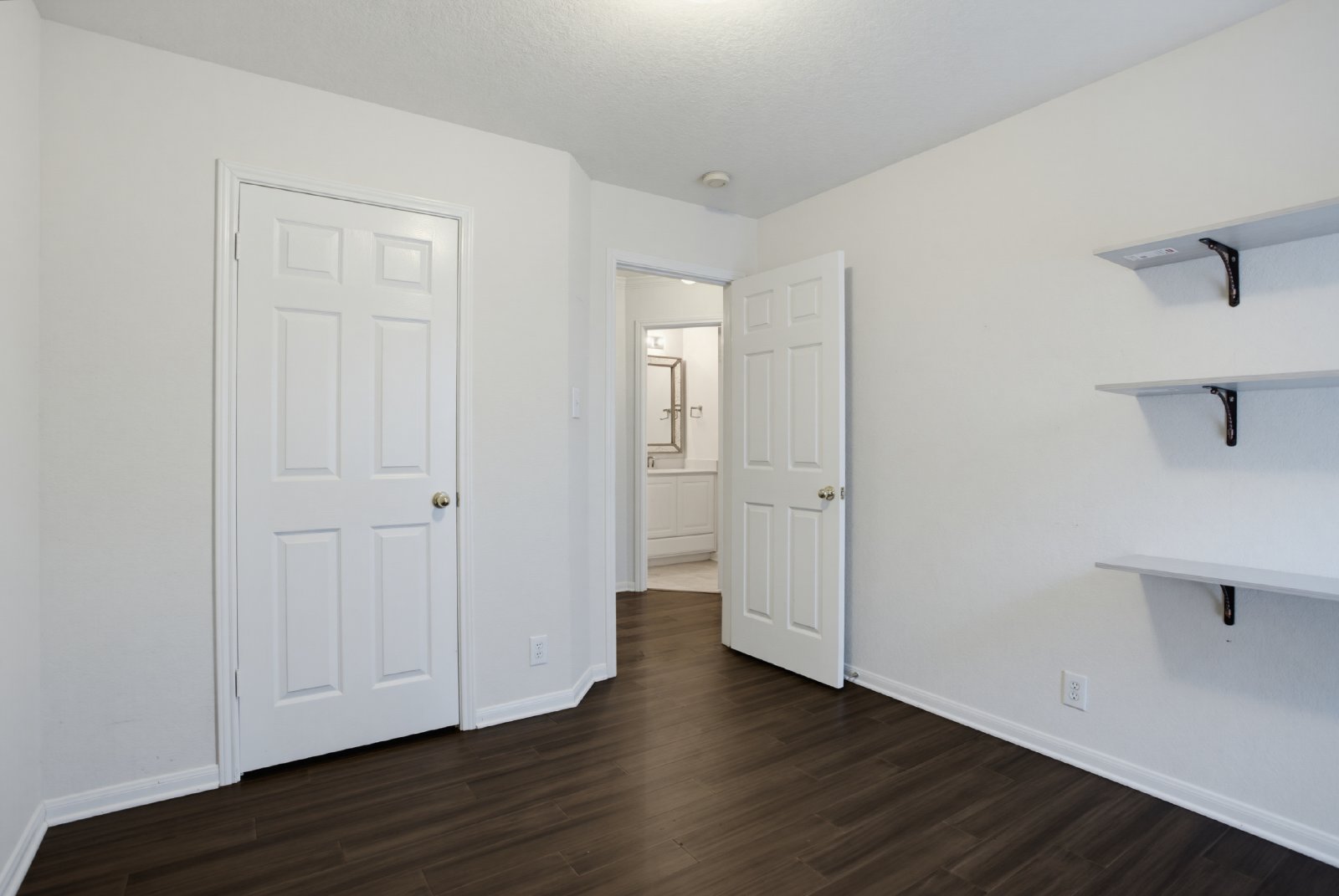 2042 Thicket Trail, San Antonio, TX 78248 property image
