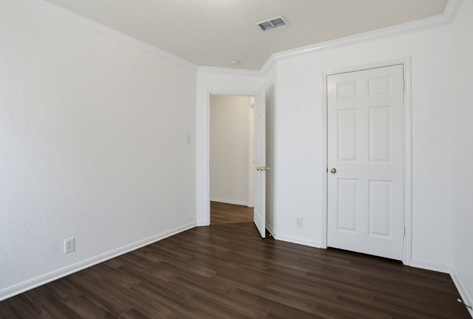 2042 Thicket Trail, San Antonio, TX 78248 property image