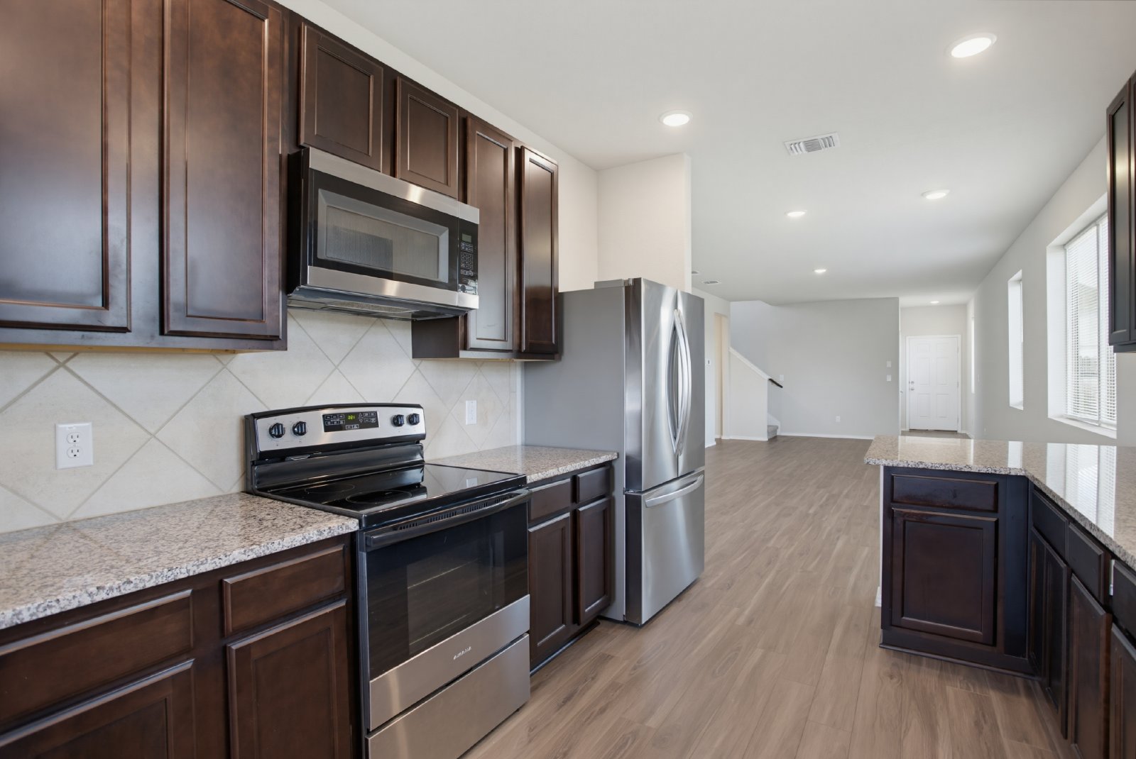 10038 Boulder Opal, San Antonio TX 78245 property image