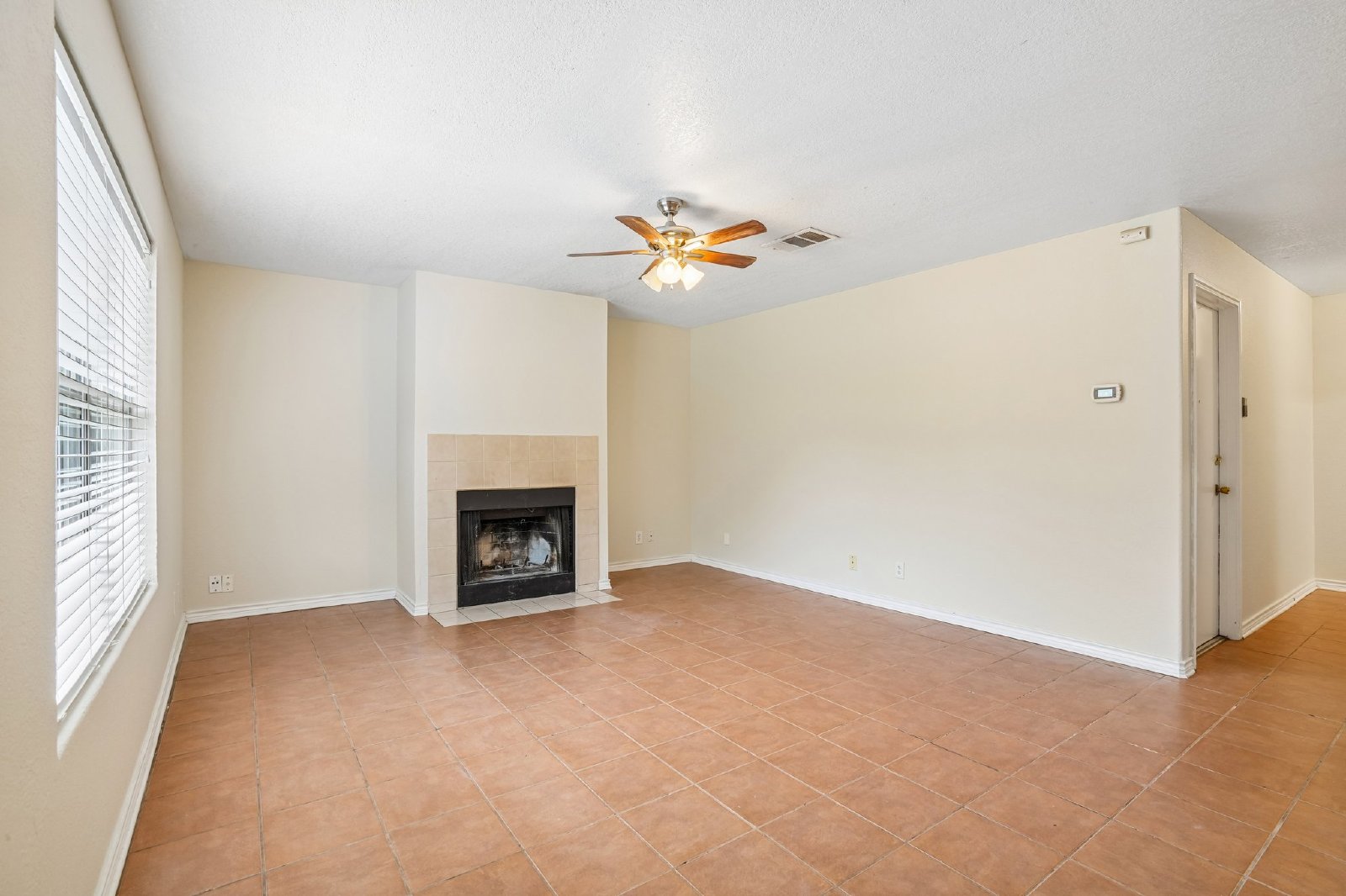 3815 Wetmore Knl San Antonio, TX 78247 property image