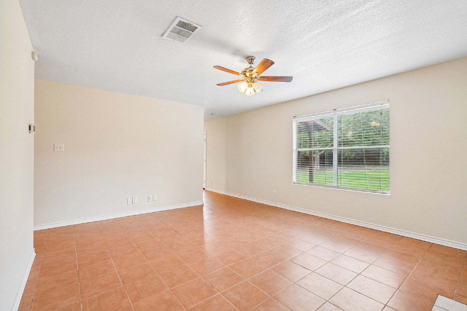 3815 Wetmore Knl San Antonio, TX 78247 property image