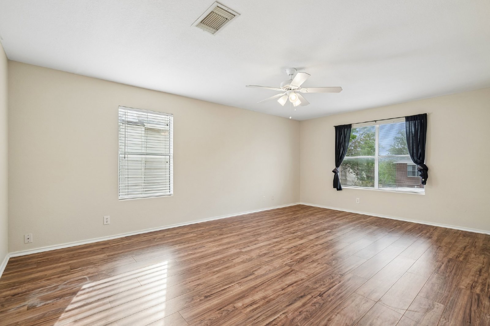 3815 Wetmore Knl San Antonio, TX 78247 property image